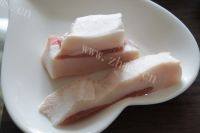 美味的琉璃肉做法图解1)