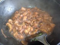 美味的猪肉白菜炖粉条做法图解7)