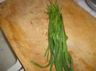 美味豆芽炒韭菜做法图解2)