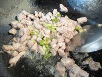 美味的肉末豇豆做法图解6)
