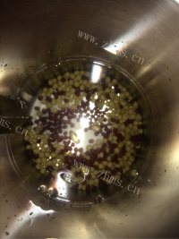 美味的红豆豆浆做法图解2)