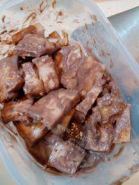 下饭的虾酱蒸烧肉做法图解3)