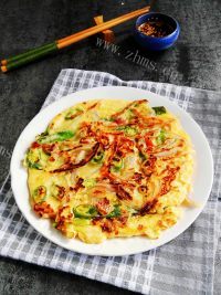 特色风味韩式海鲜葱饼做法图解15)