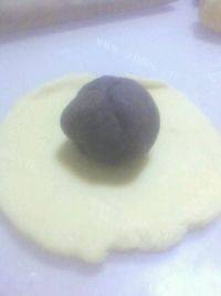 豆沙菊花酥做法图解9)