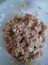 营养汤青菜豆腐肉丸汤做法图解6)