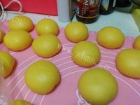 自制南瓜豆沙包做法图解13)