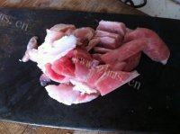 绿色食物之竹笋炒肉做法图解2)