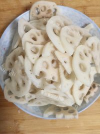 喷香的清炒藕片做法图解6)