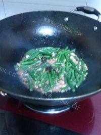 自己做的肉末炒豆角