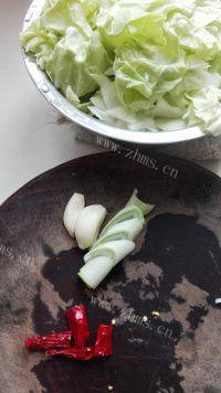 家常菜手撕包菜做法图解1)