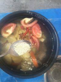 家常菜土豆炖排骨做法图解11)