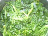 色味俱佳的蒜香菜心做法图解3)