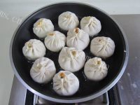 素食红萝卜生煎小包做法图解9)