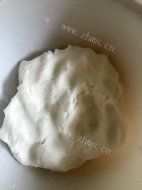 美味的奶黄水晶饺做法图解2)
