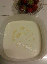 极致的草莓大福做法图解2)