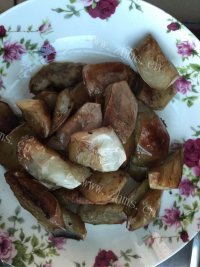 鲜美可口的红烧茄子做法图解6)