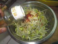 凉拌豆芽菜做法图解7)