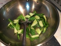 美味黄瓜炒肚尖做法图解4)