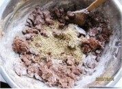 自制可可芝麻饼干做法图解3)