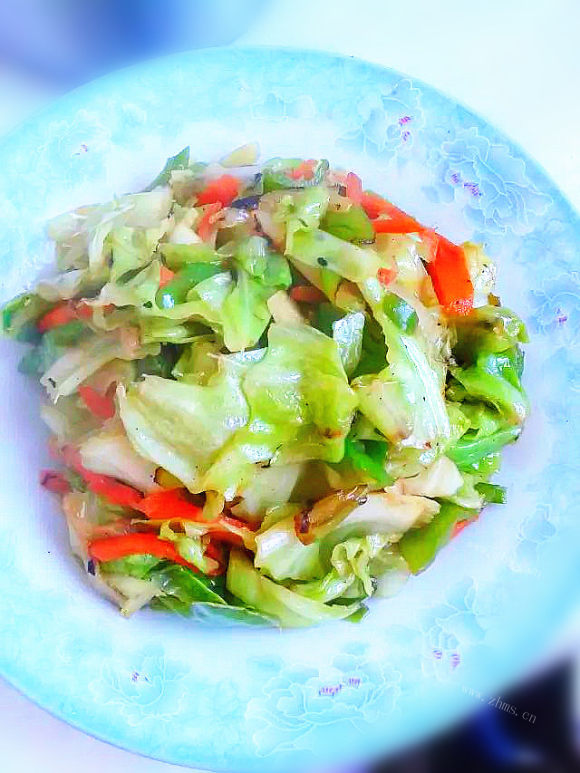 咸甜适中的手撕包菜