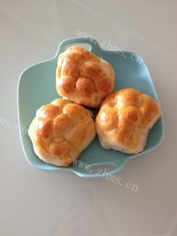 独特的绣球面包做法图解21)