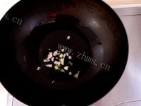 美味红烧肉炖干白菜做法图解2)