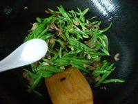 家常菜扁豆角炒肉