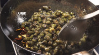 紫苏炒石螺做法图解6)