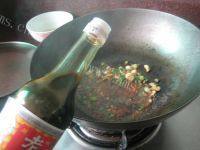美味的酱焖鲳鱼做法图解8)