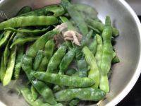 家常炖豆角做法图解5)