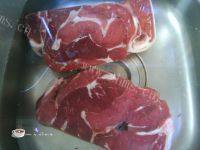 自制牛肉松做法图解1)