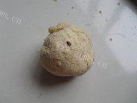 香喷喷的油炸冰淇淋做法图解3)