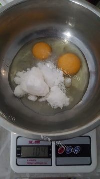 香喷喷的花生酥做法图解1)