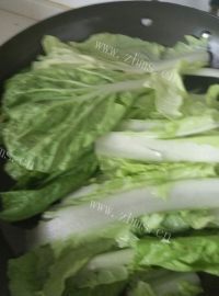 清新健康的青菜鸡蛋饺子做法图解5)