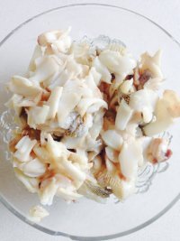 美味的菠菜鱼泥做法图解8)