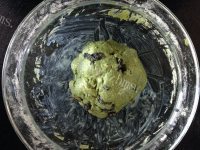 自制抹茶葡萄干司康做法图解6)
