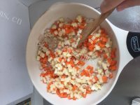 美味的鸡肉咖喱饭做法图解3)