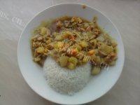 自己做的咖喱土豆饭