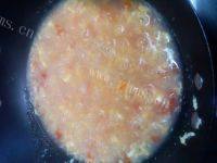 香喷喷的西红柿鸡蛋疙瘩汤
