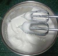 自制千叶纹戚风蛋糕做法图解10)