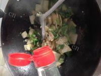 家常菜青椒炒土豆片