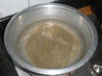 家常菜白菜炒红薯粉做法图解3)