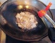 蒜香回锅肉做法图解4)
