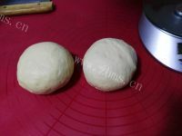 自制豆沙吐司做法图解11)
