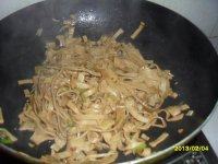家常菜清炒豆腐皮