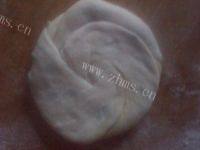 味道不错的葱油饼做法图解11)