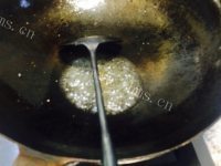 美味的板栗红烧肉做法图解6)