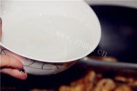 美味的鳕鱼炖豆腐做法图解13)