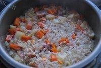 饱满的土豆焖饭