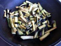 「家有大厨」蚝油肉末茄子做法图解7)